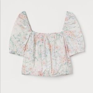H & M FLORAL CROP TOP